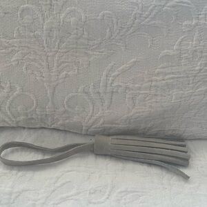 Portland Leather Goods Elegant Gray Tassel Accent